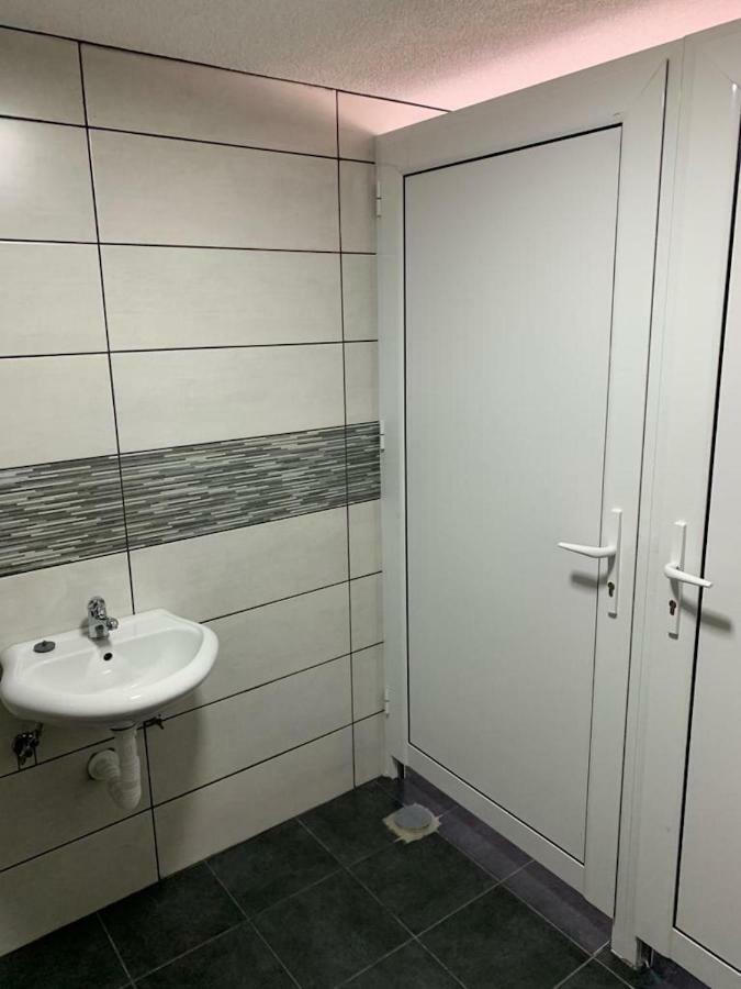 Guest House Tivko Katce גוסטיבר מראה חיצוני תמונה
