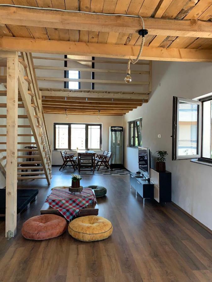 Guest House Tivko Katce גוסטיבר מראה חיצוני תמונה